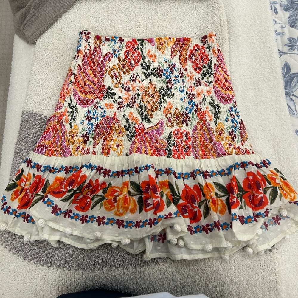 FARM Rio White Spring Bananas Mini Skirt